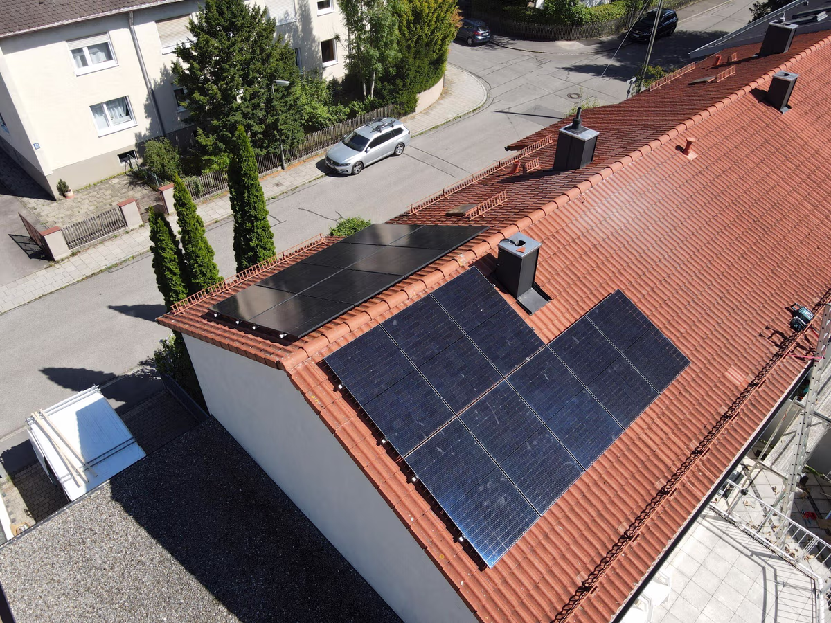 Mehrfamilienhaus PV-Anlage Schwaz