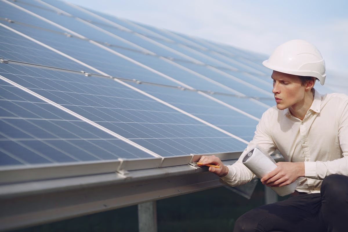 Service und Wartung einer Photovoltaikanlage